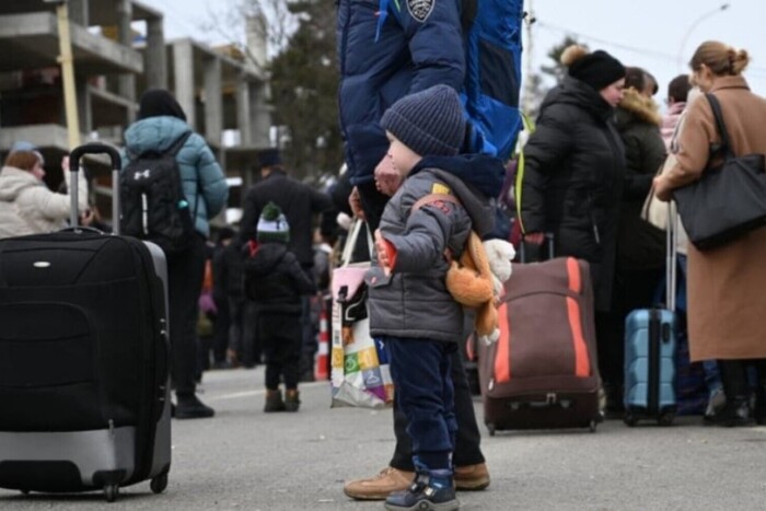 Центри для біженців заповнені вщент: одна з країн ЄС б'є на сполох