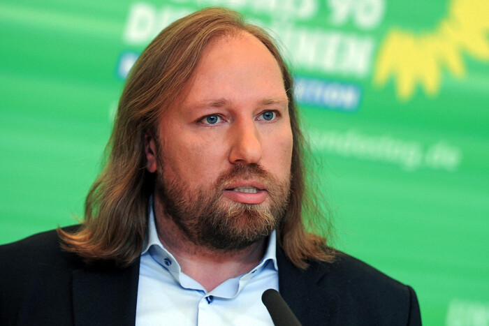 Німецький депутат вважає, що ухвалена США допомога Україні може стати останньою