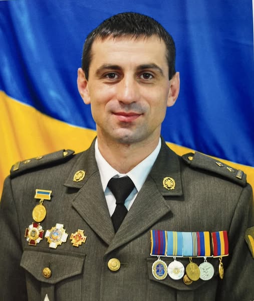 Василь Лапчук пройшов бої за Соледар і Бахмут, брав участь у наступальній операції на Харківському напрямку, виконував завдання на Куп’янському напрямку